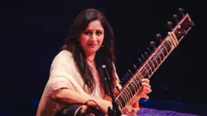 Learn Beyond Sitar with Roopa Panesar
